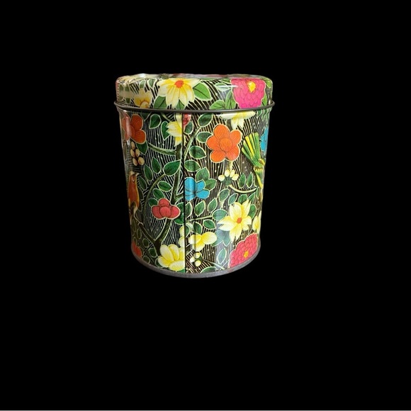 Vintage Floral and Bird Tea Tin - Picture 3 of 6